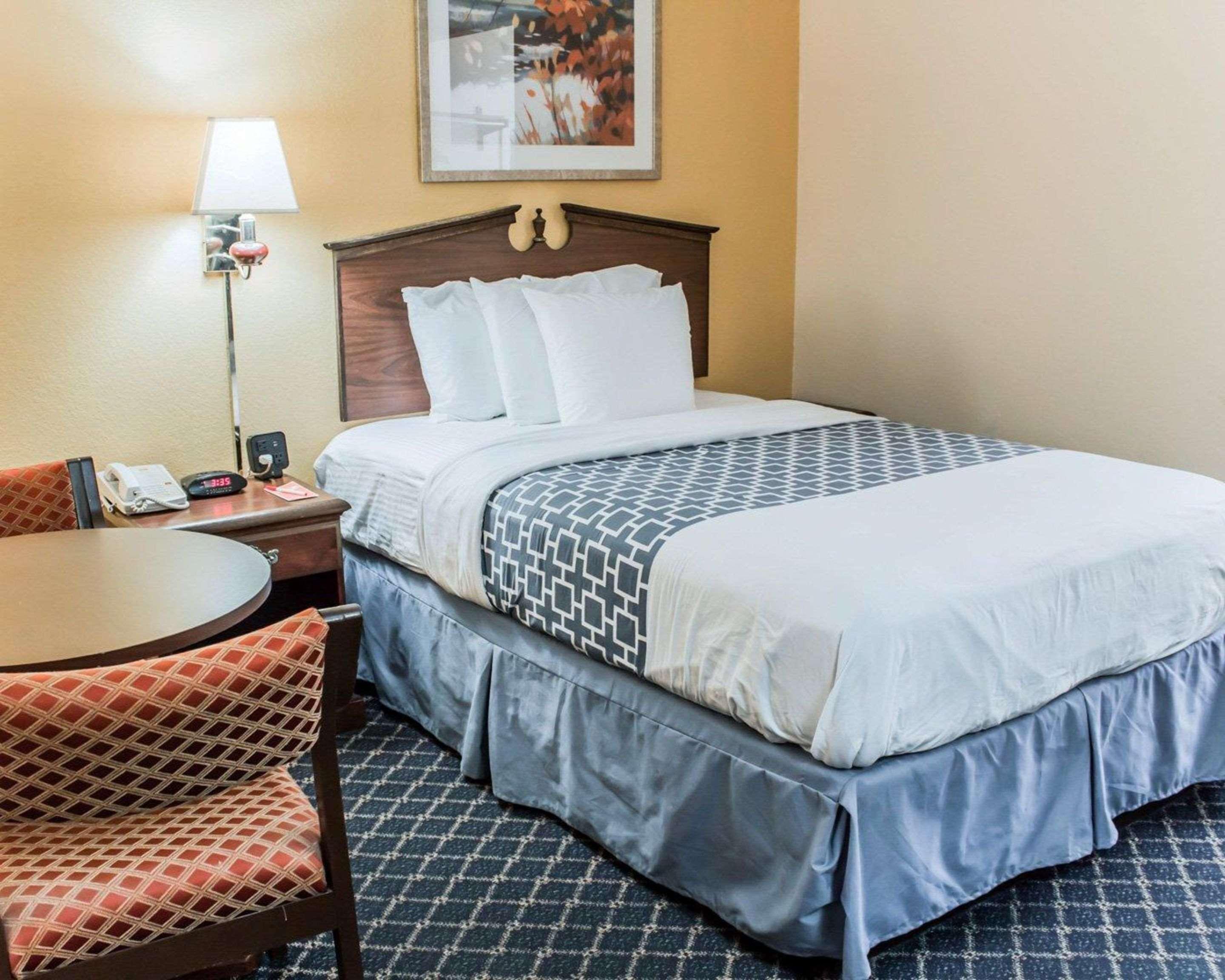 Econo Lodge Battleboro - Rocky Mount I-95 Exteriör bild