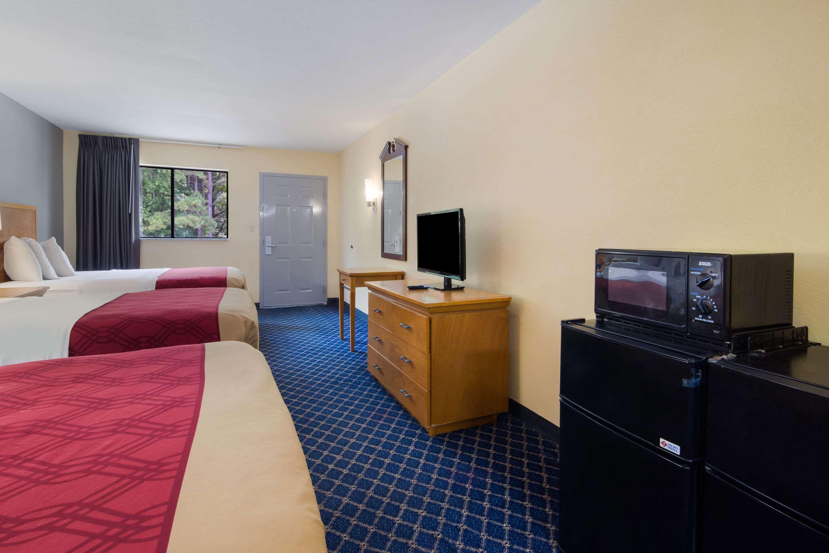 Econo Lodge Battleboro - Rocky Mount I-95 Exteriör bild
