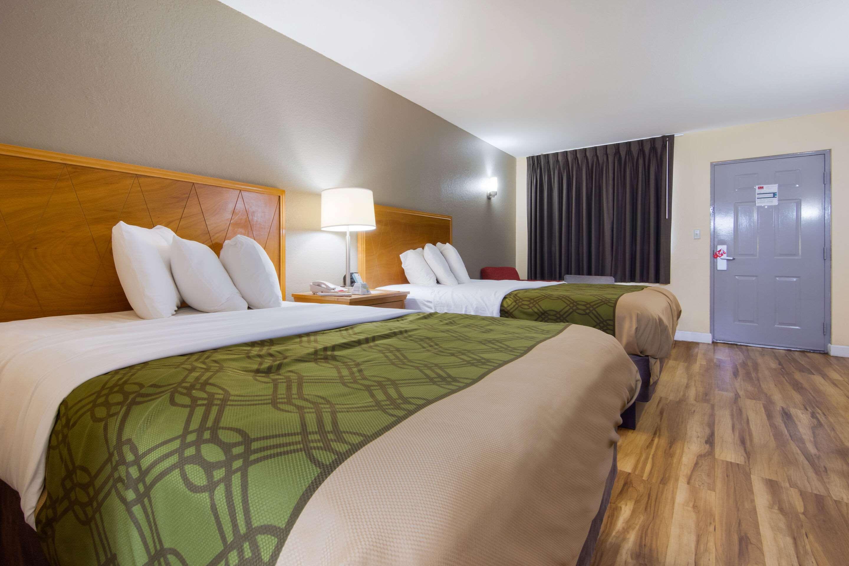 Econo Lodge Battleboro - Rocky Mount I-95 Exteriör bild