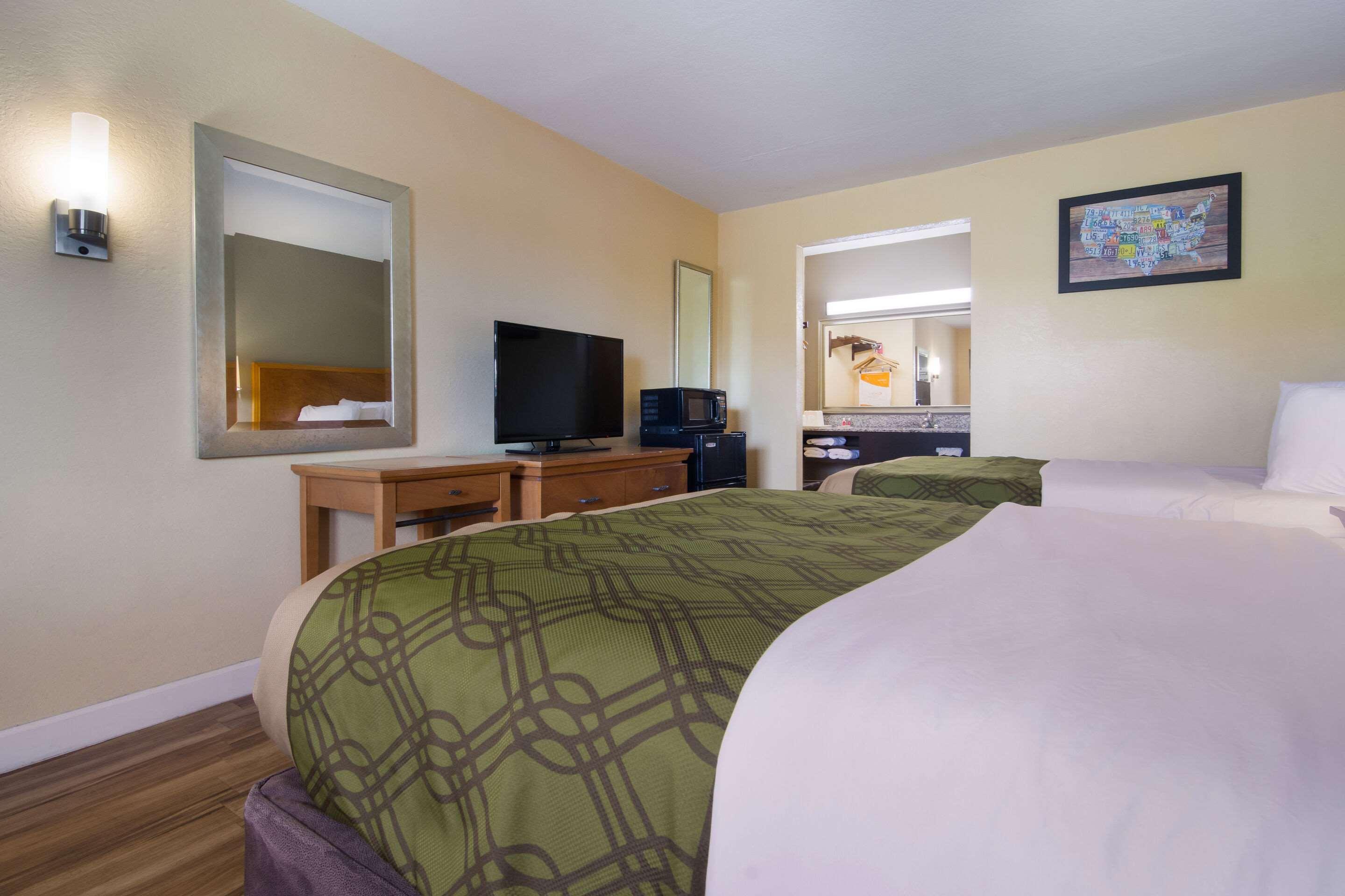 Econo Lodge Battleboro - Rocky Mount I-95 Exteriör bild